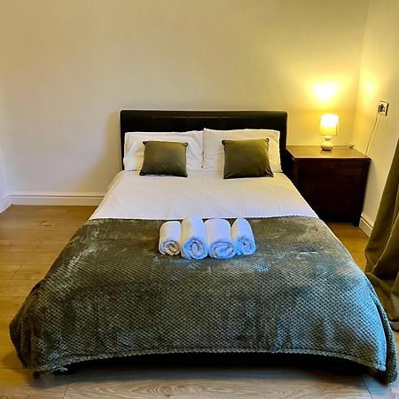 Housefield Stay, Room 4 Stoke-on-Trent Екстер'єр фото