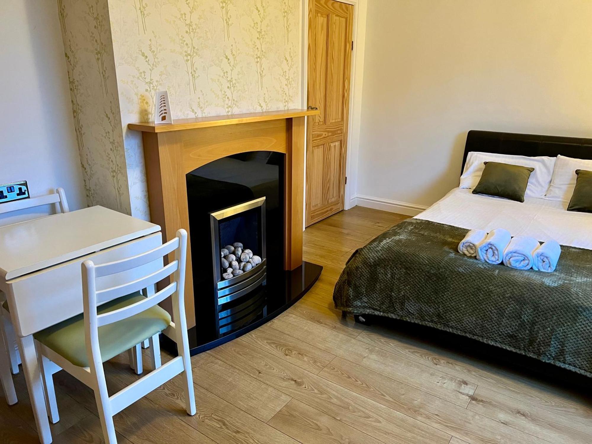 Housefield Stay, Room 4 Stoke-on-Trent Екстер'єр фото