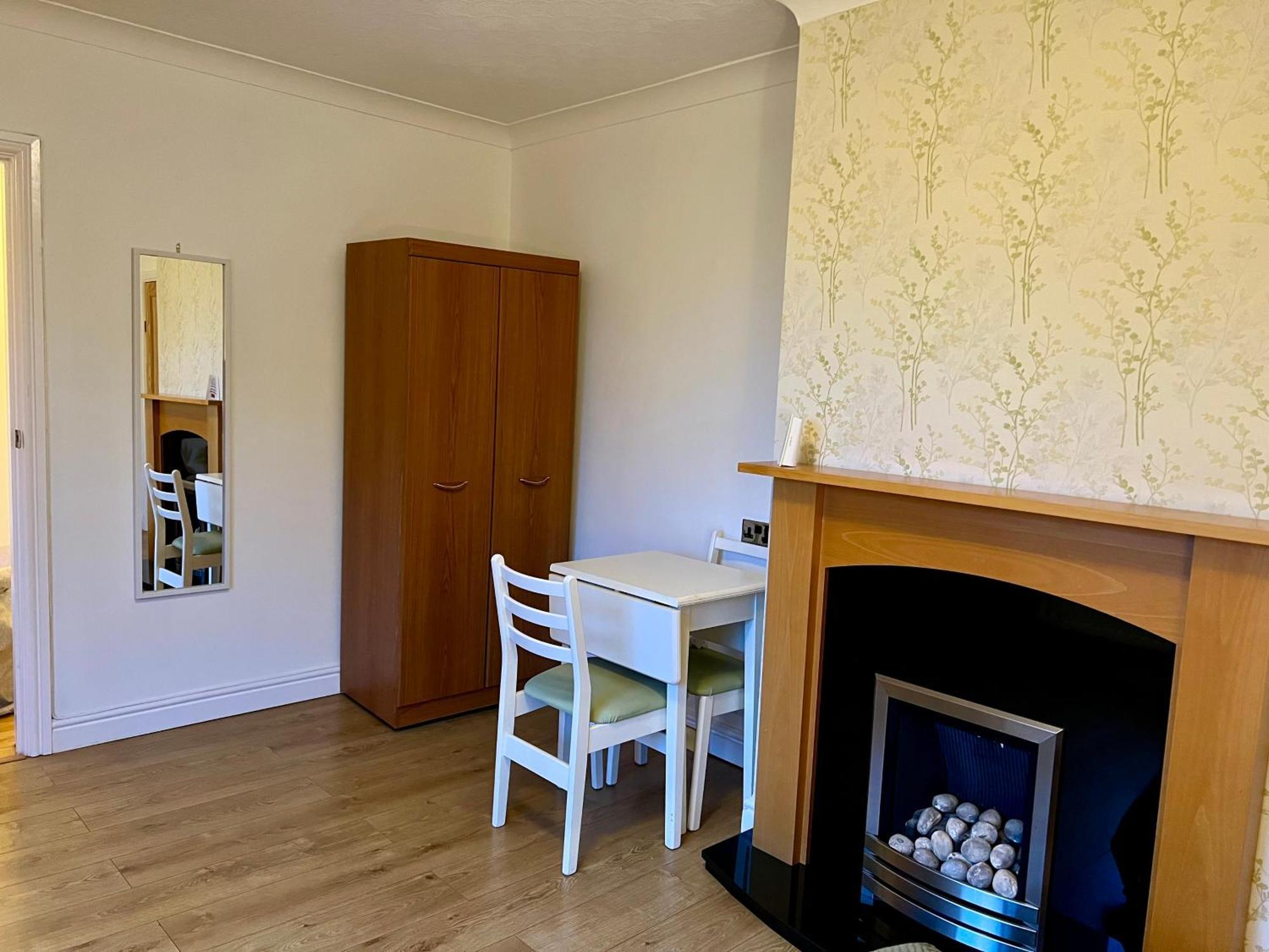 Housefield Stay, Room 4 Stoke-on-Trent Екстер'єр фото